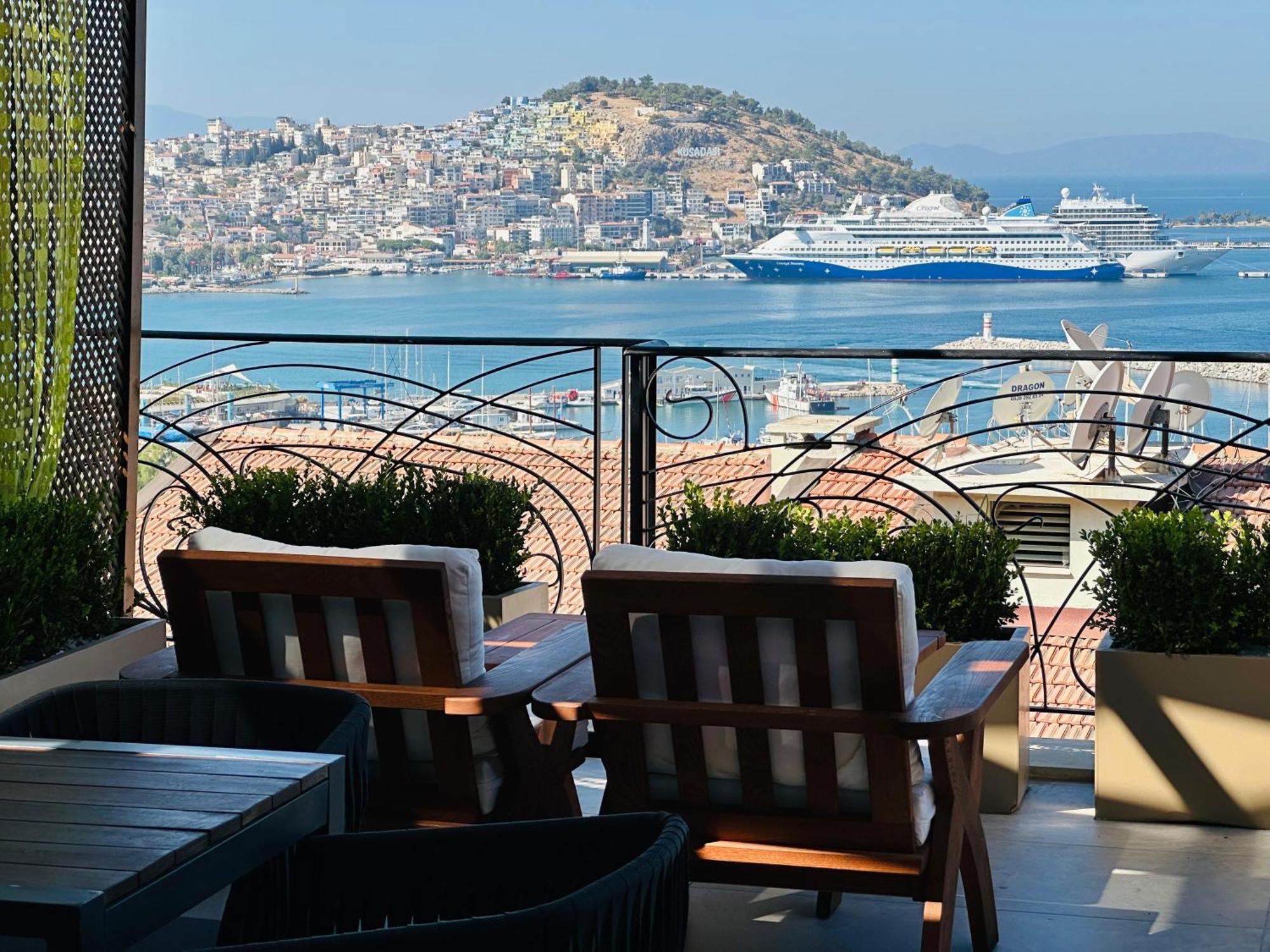 Monalisa Hotels Kusadası Exterior foto